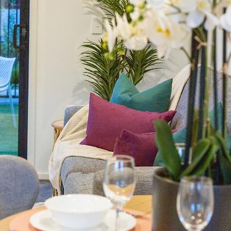 Urban Elegance - 2 Bed, 2 Bath In The Cbd Lejlighed Christchurch Eksteriør billede